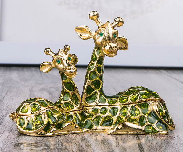 3D Giraffe Trinket Box