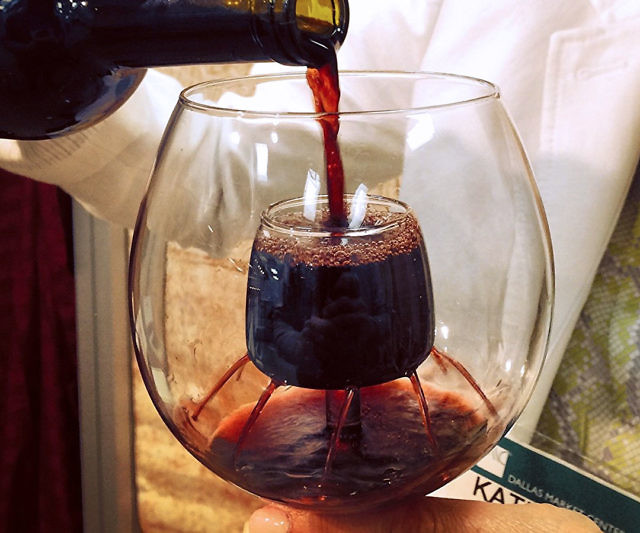 Aerating Wine Glass