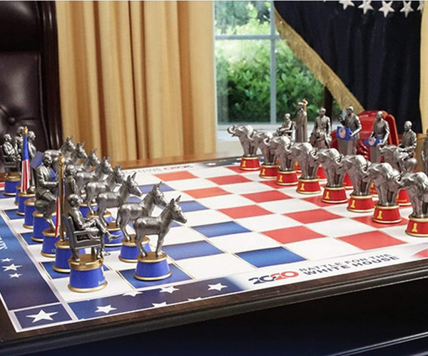Battle for the White House Chess Set