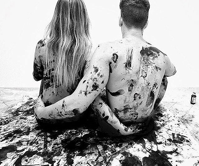 Love Is Art Canvas And Paint Kit