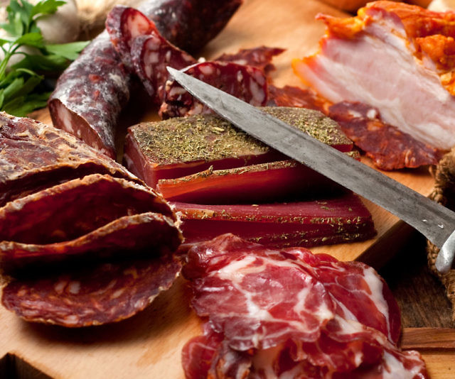 Carnivore Club Gift Box