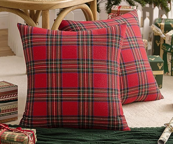 Christmas Plaid Throw Pillows