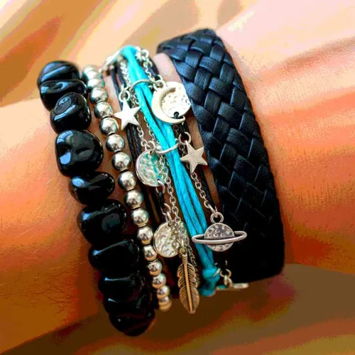 23 Really Cool Bracelets And Bangles That Are Elegant, Chic, And Stunning