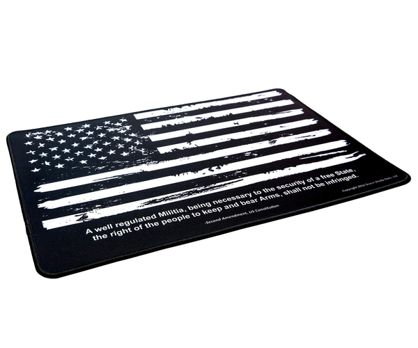 Distressed Flag Gun Cleaning Mat