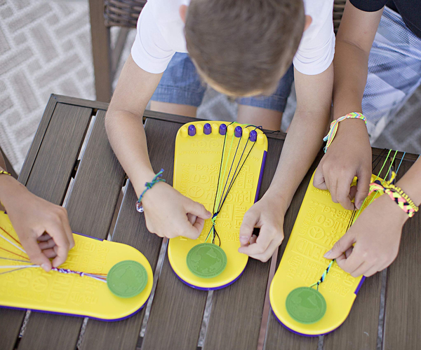Friendship Bracelet Maker