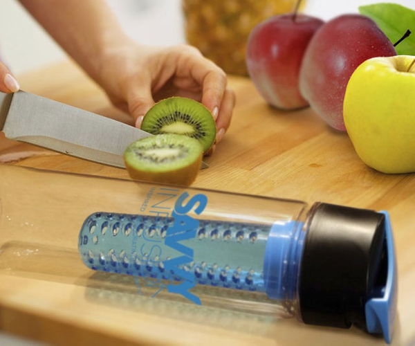 Fruit Infusing Water Bottle