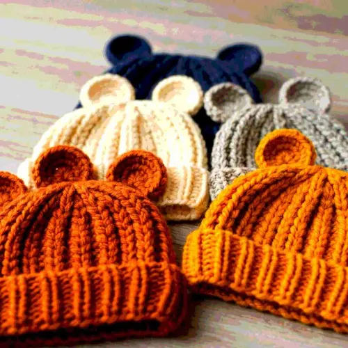 23 Stork-Approved Gender Neutral Baby Gifts Perfect For All Newborns