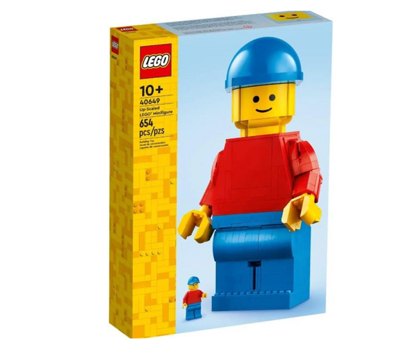 Giant LEGO Minifigure LEGO Set