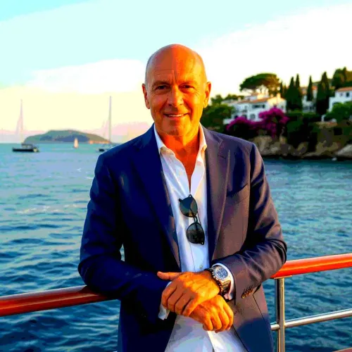 27 HR-Approved Gifts For Your Boss That'll Make You Look Like Employee Of The Month