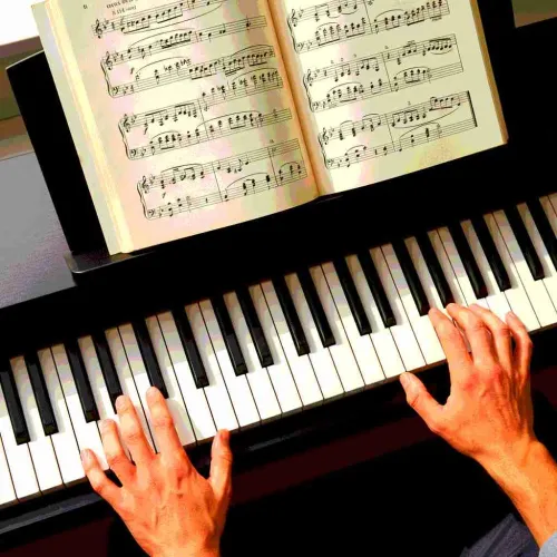 33 Melodius Gifts For Piano Players Guaranteed To Be Like Music To Their Ears