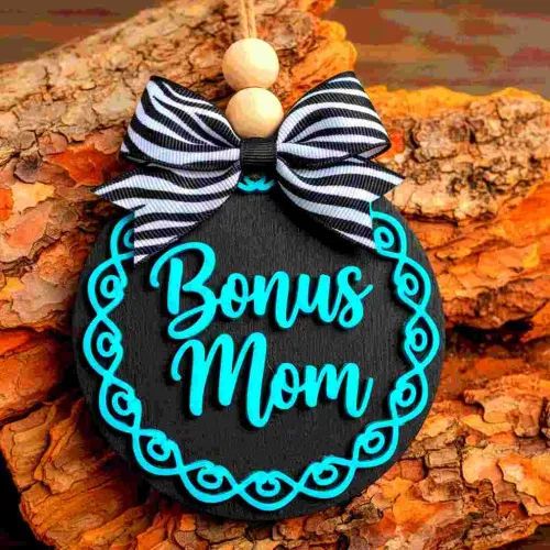 23 Sweet Gifts For Your Stepmom Guaranteed To Warm Your Bonus Mom's Heart