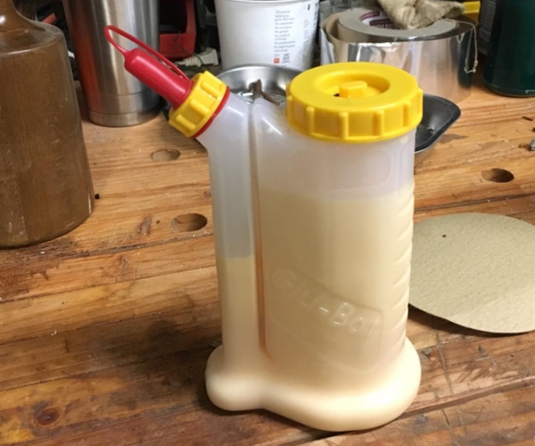 GluBot Dripless Glue Dispenser