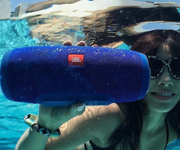 JBL Charge 3 Waterproof Bluetooth Speaker