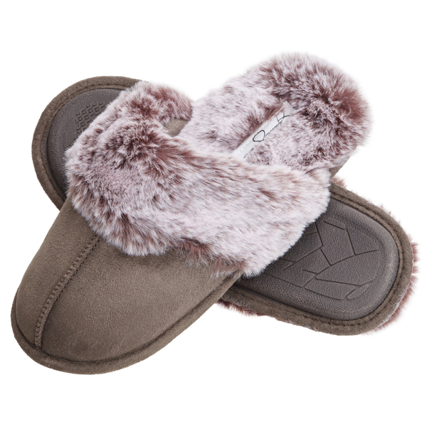 Jessica Simpson Comfy Faux Fur Slippers