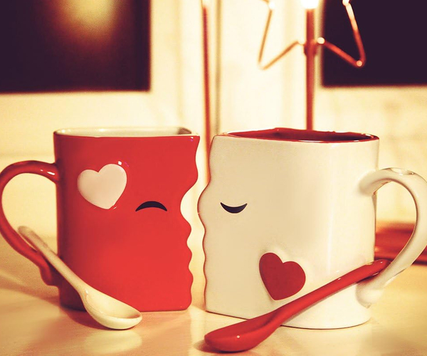 Kissing Mug Set