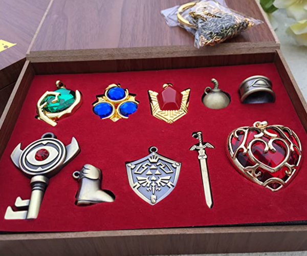 Legend of Zelda Jewelry and Artifact Set