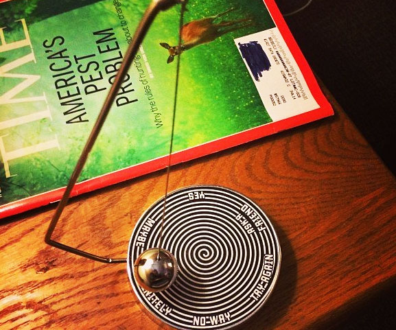 Magnetic Decision Maker