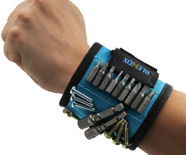 Magnetic Wristband for Tools