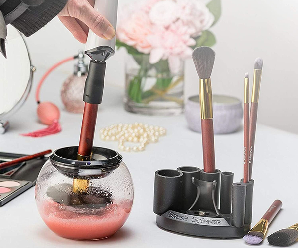 Makeup Brush Cleaner