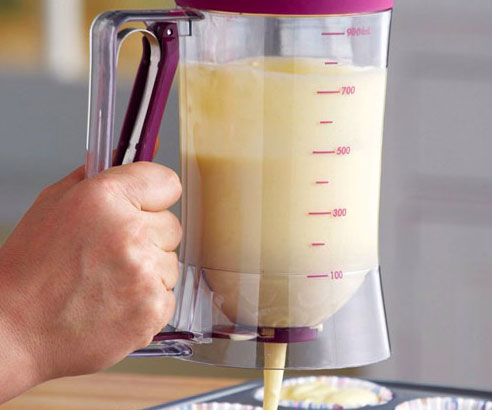 Measuring Label Cake Batter Dispenser