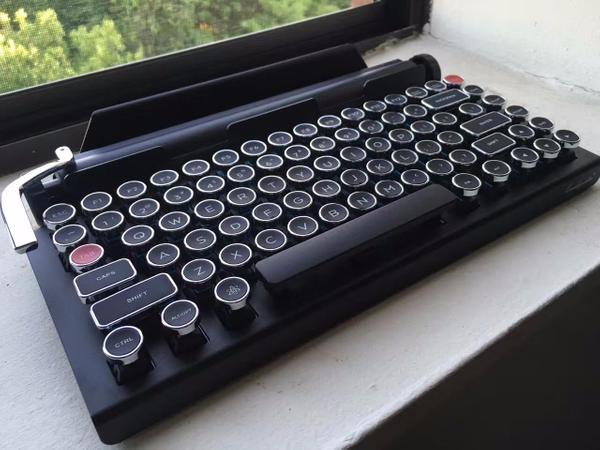 Mechanical Typewriter Keyboard