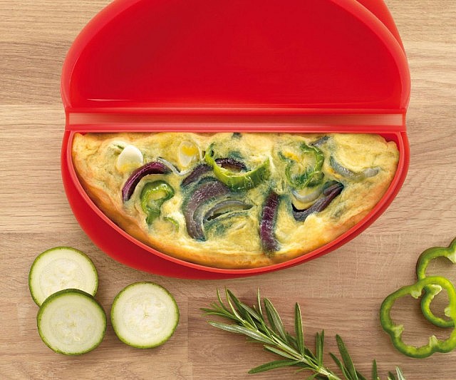 Microwave Omelette Maker