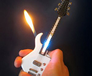 Mini Guitar Lighter