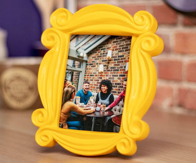 Monica’s Peephole Photo Frame