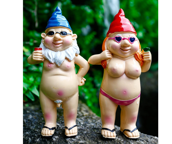 Nude Gnomes