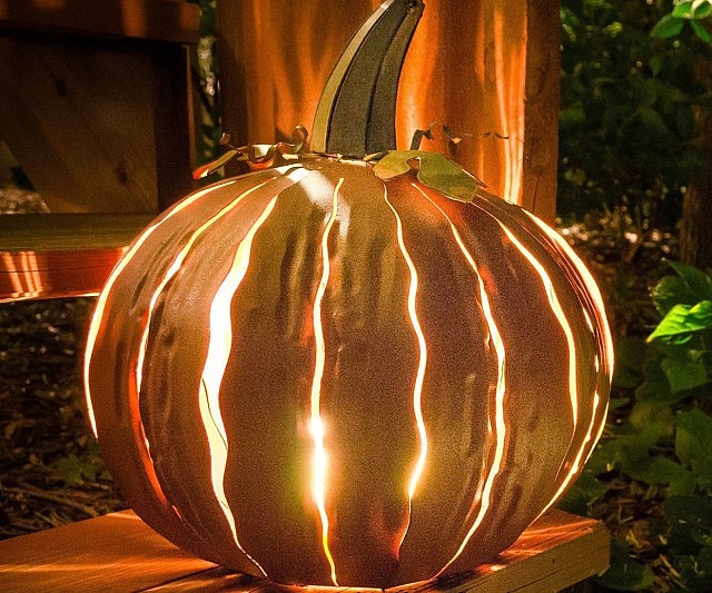 Metal Pumpkin Luminary