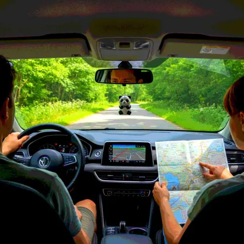 37 Expertly-Chosen Road Trip Essentials To Pack For Your Next Adventure