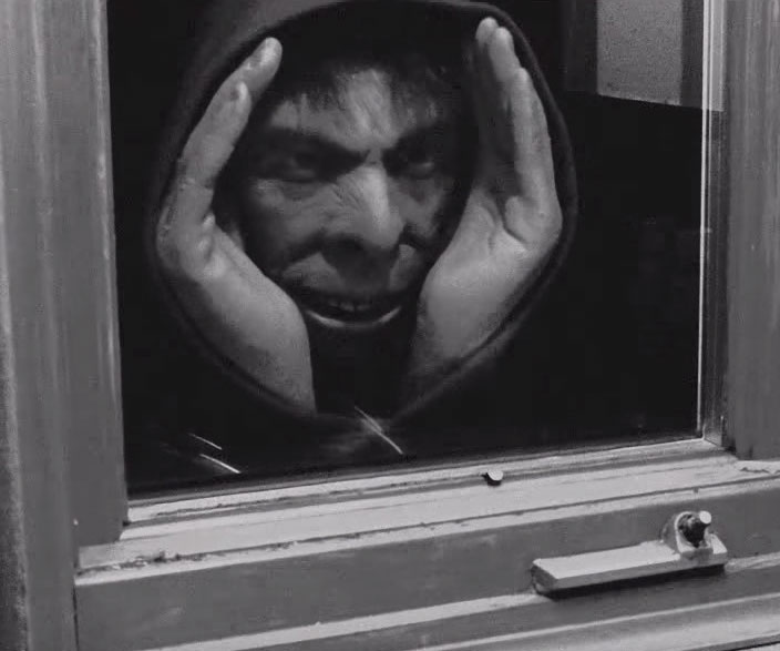 Scary Peeper Window Hanging Mask