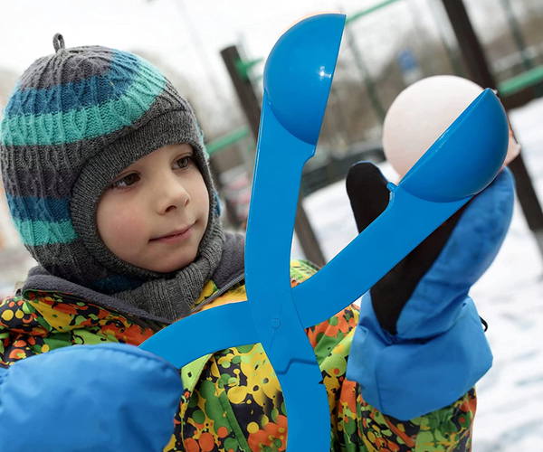 Scissor Shaped Snowball Maker