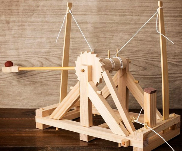 Tabletop Trebuchet Catapault