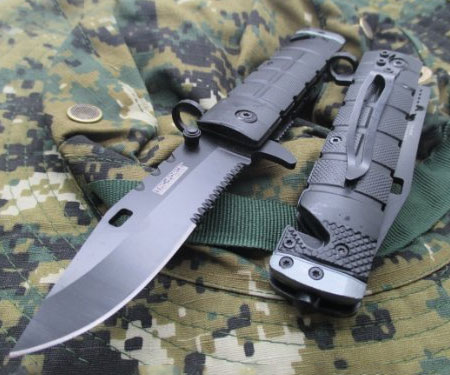Tactical Glass Breaker Knife