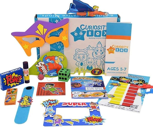 The Curated Hive: Curiosity Box Kids Ages 2-4 Subscription