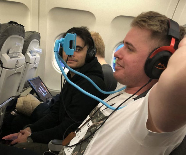 The Lazy Phone Holder