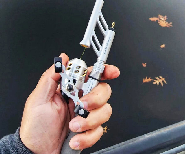 Tiny Spincast Fidget Novelty Reel