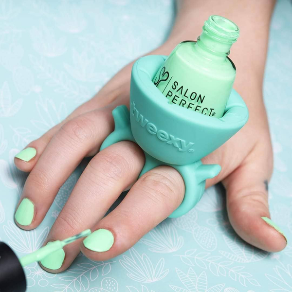 Tweexy Wearable Nail Polish Holder